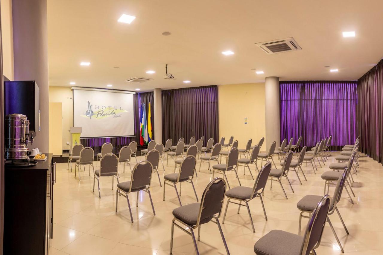 Hotel Florida Sinu Montería Екстериор снимка
